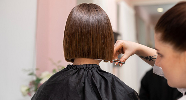 Женская стрижка в парикмахерской "ЛВ" Санкт-Петербург - изображение 4