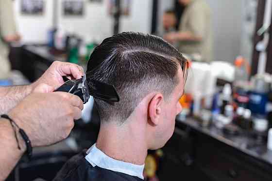 Мужские стрижки в парикмахерской "Притяжение" Санкт-Петербург