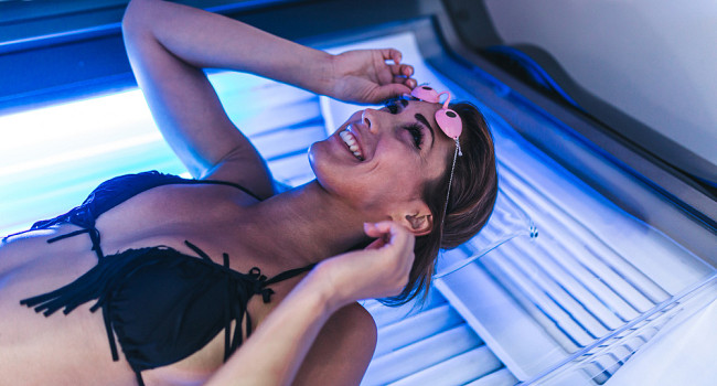 Солярий в парикмахерской "Центр красоты" Санкт-Петербург - изображение 2