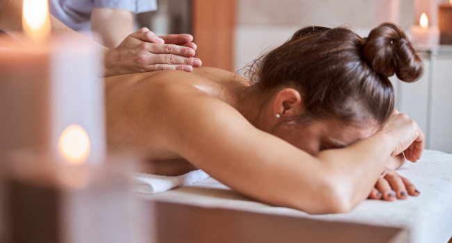 Лечебный массаж в фитнес-клубе "Лидер спорт" Санкт-Петербург - изображение 3