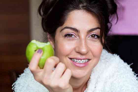 Зубные украшения в стоматологии "Парацельс Стома" Санкт-Петербург