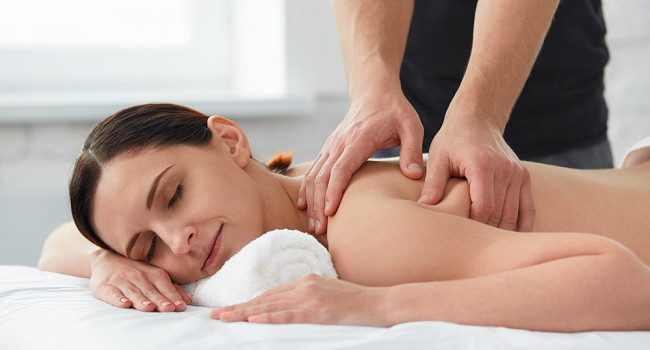 Классический массаж спины Санкт-Петербург - изображение 1