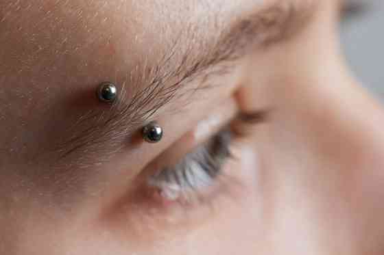 Пирсинг Брови Санкт-Петербург