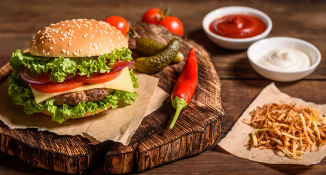 Ресторан «108 Burgers» Санкт-Петербург - изображение 1