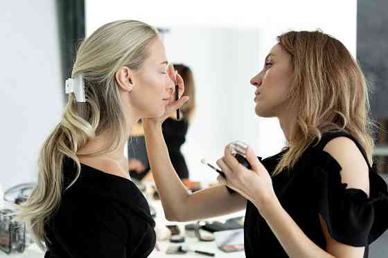 Онлайн‑курс «Визажист» 